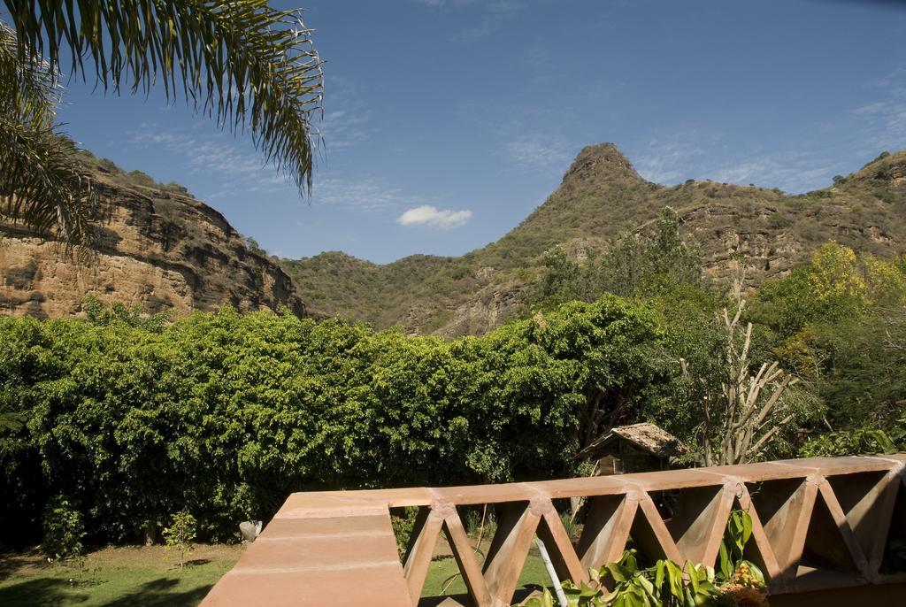 Bed and Breakfast Casa Navacoyan Malinalco Exterior foto
