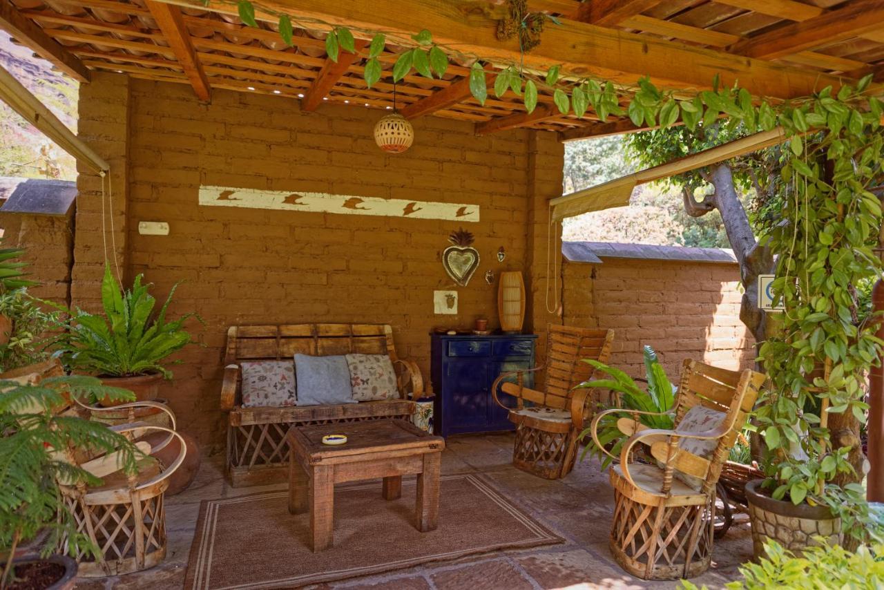 Bed and Breakfast Casa Navacoyan Malinalco Exterior foto